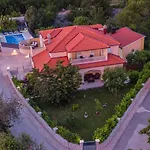Mile-with Private Heated Pool
