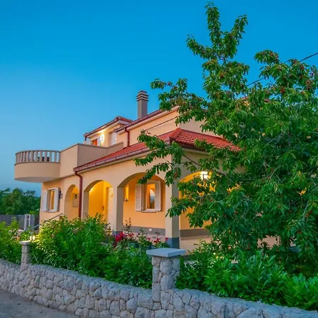 Villa Mile Nyaraló Katuni