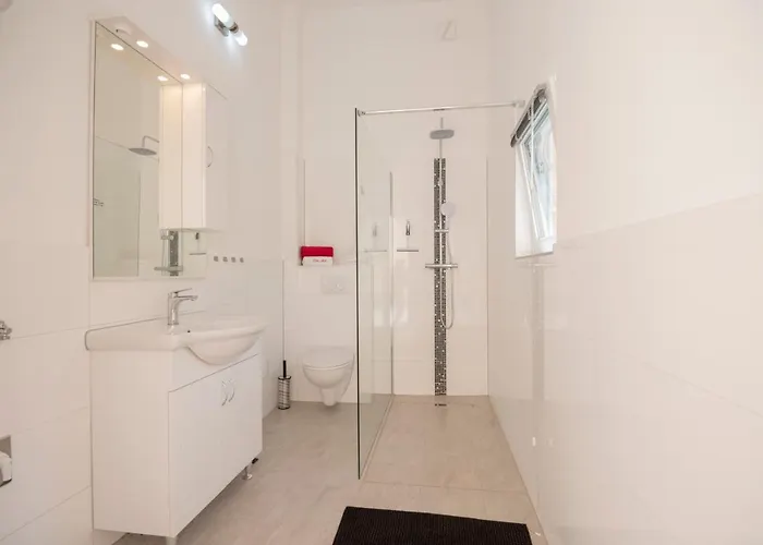 別荘 Mile-with Private Heated Pool *