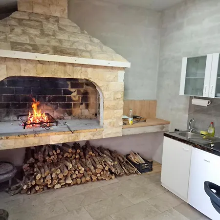 Mile-with Private Heated Pool Katuni