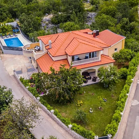 Vikendica Villa Mile-With Private Heated Pool Katuni