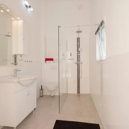別荘 Mile-with Private Heated Pool *