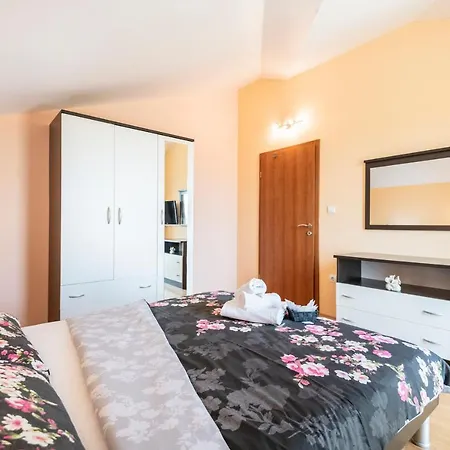 Mile-with Private Heated Pool