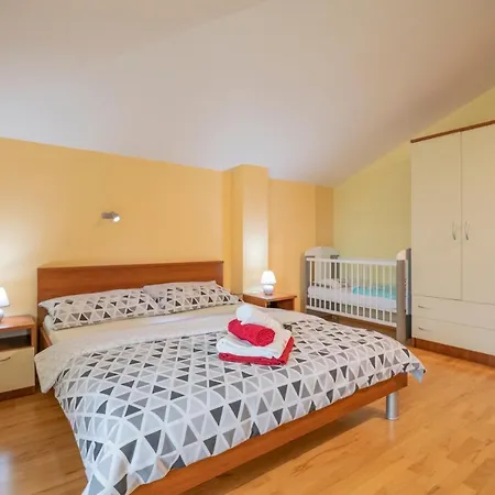 Mile-with Private Heated Pool * Katuni